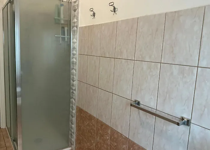 Bingo 2 ゲストハウス アルゲーロ